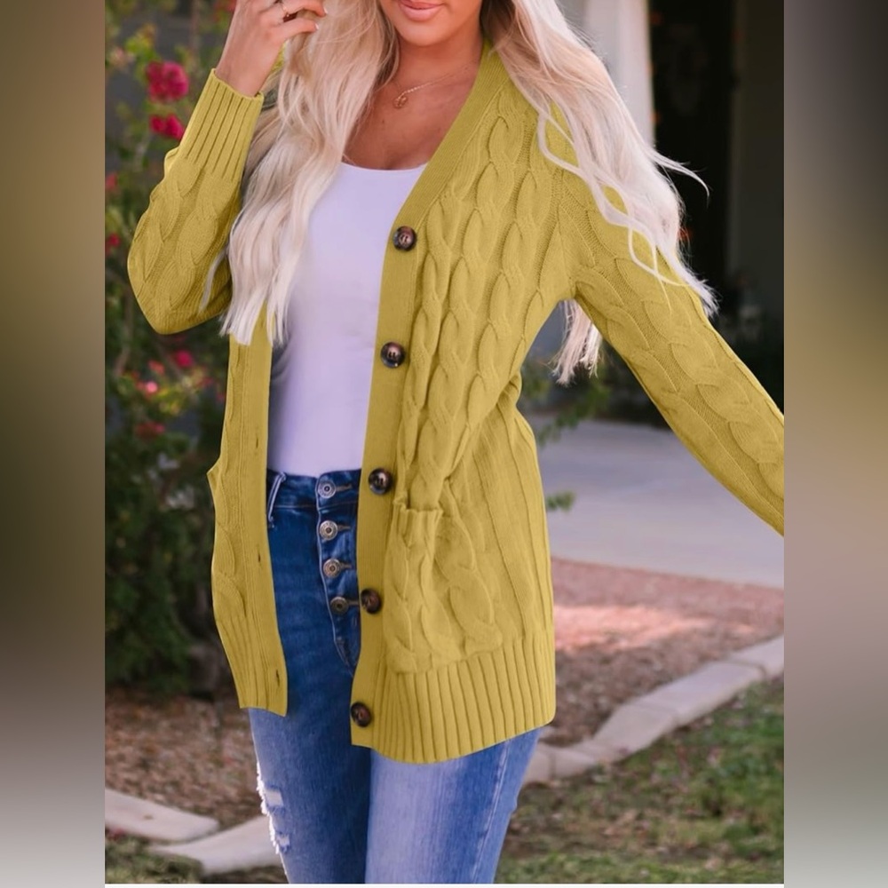 🛍️NWT Merokeety Large Green/Yellow Cable Knit Cardigan Sweater